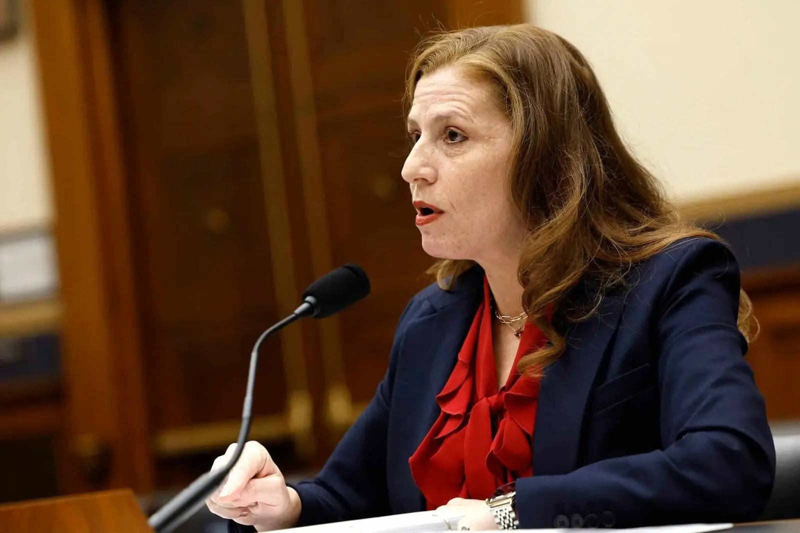 U.S. House Republicans grill immigration agency chief over p